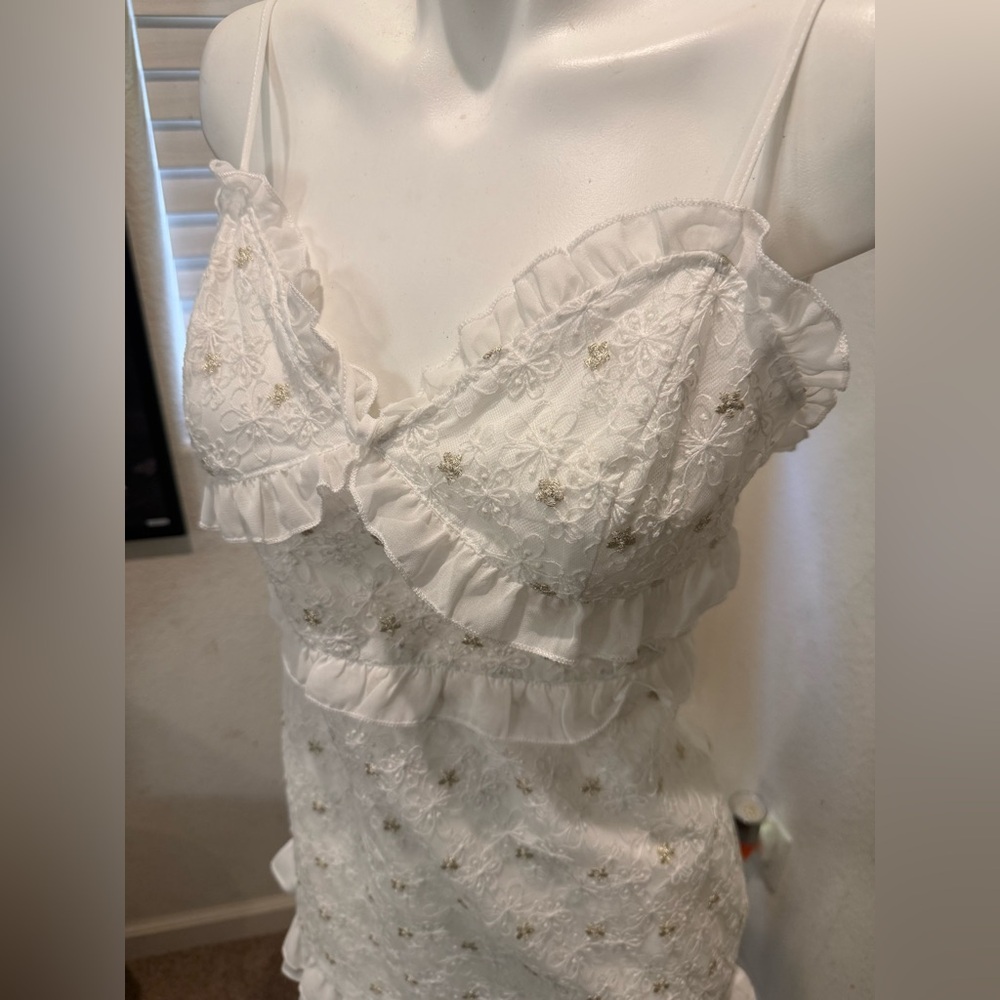 LE LIS RUFFLE DRESS - Picture 3 of 5